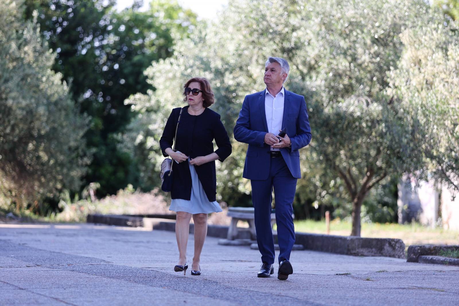 Zadar: Kandidat za gradonačelnika Vučetić  i kandidat za župana Longin  izašli na birališta