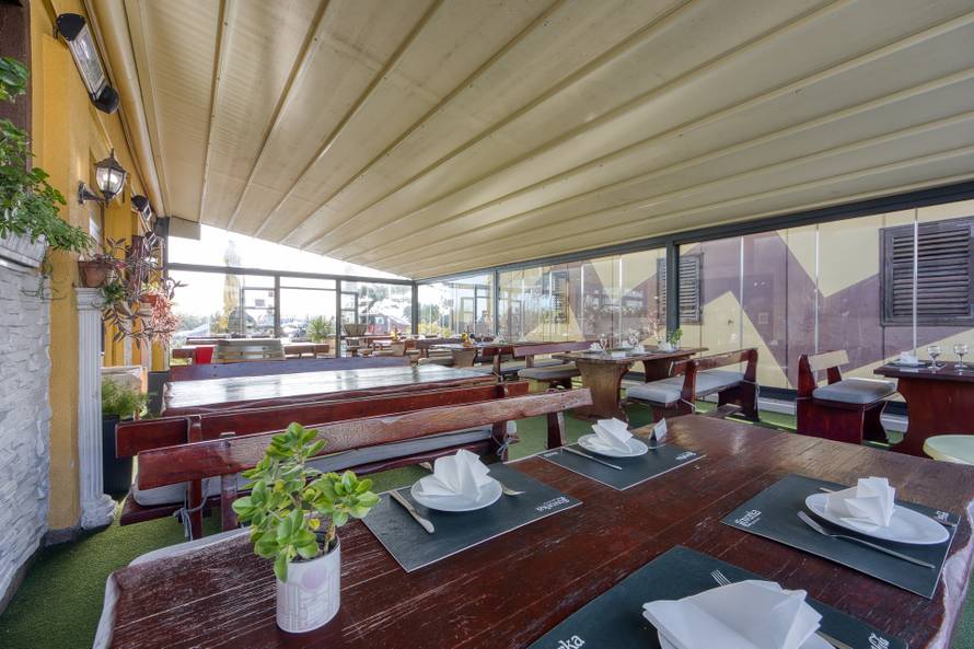 Hrana koja spaja generacije: Druženja, smijeh i zalogaji za pamćenje