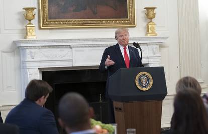 Trump: 'Vrijeme je za ozbiljne trgovinske pregovore s EU'