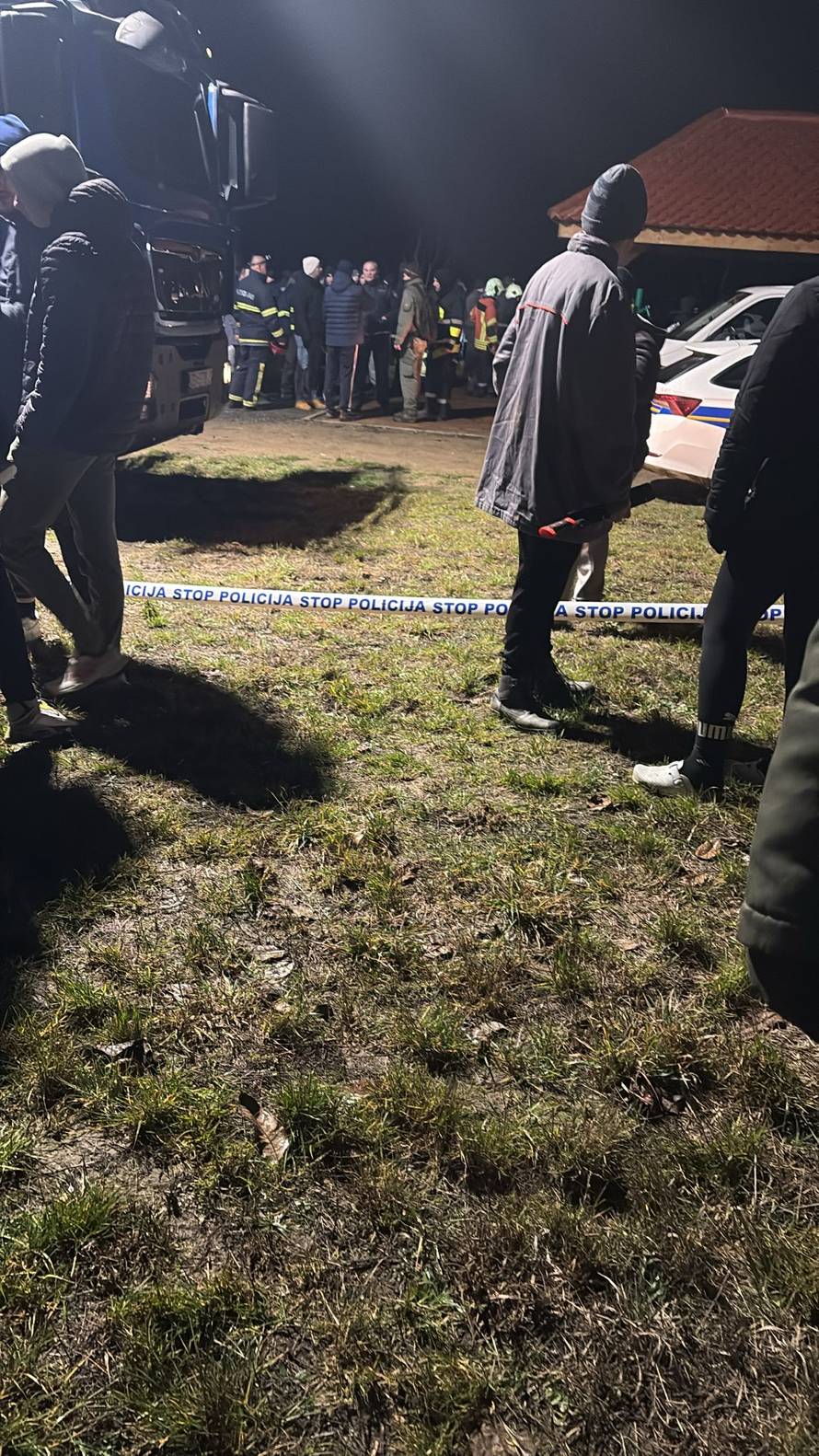 FOTO Sretno okončana potraga za nestalim dječakom (11)! 'Dječaka je tražilo cijelo selo...'