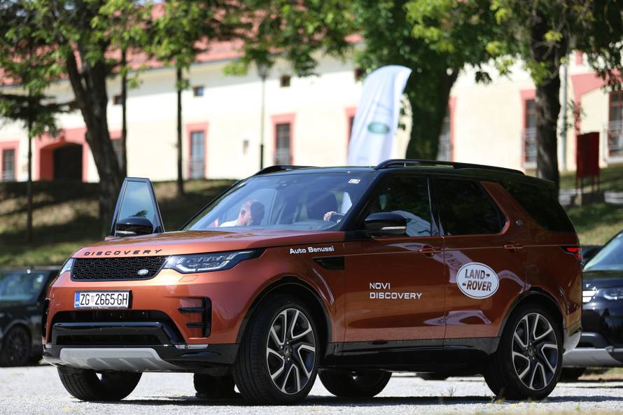 Jaguar i Land Rover novim modelima ciljaju jako visoko