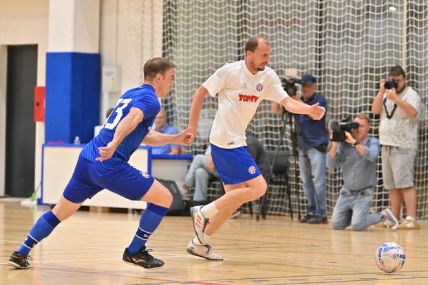 Makarska: Donatorska utakmica veterana Hajduk - Dinamo za Mladena Bartolovića