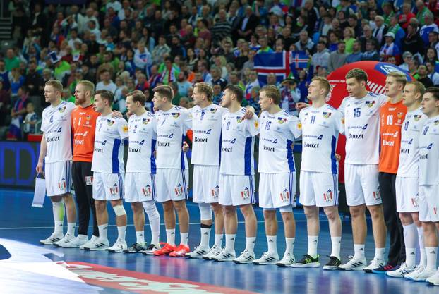 IHF Svjetsko rukometno prvenstvo 2025., Slovenija - Island
