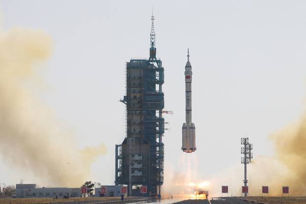 Rocket carrying Shenzhou-17 spacecraft takes off from Jiuquan Satellite Launch Center