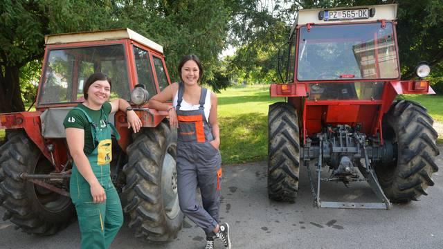 Život na selu: 'Ma kakav princ, nas na maturu fura traktor...'