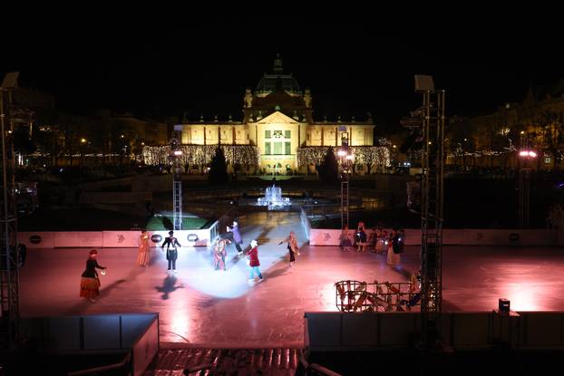 Svečano otvorenje Ledenog parka na Trgu kralja Tomislava uz predstavu Orašar