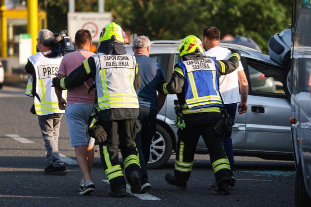 Zagreb: U blizini naplatne postaje Sveta Helena održana je vježba "Sigurnost 25"