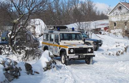 Krivo skrenuo i izgubio se pa zvao DUZS da dođu po njega