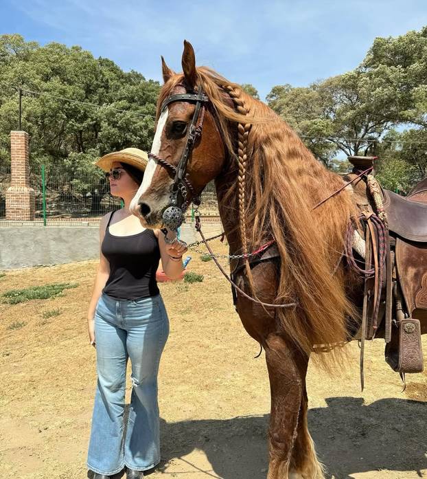 FOTO Canelo je najstariju kćer Emily dobio sa samo 17 godina. Njegova je najvatrenija podrška