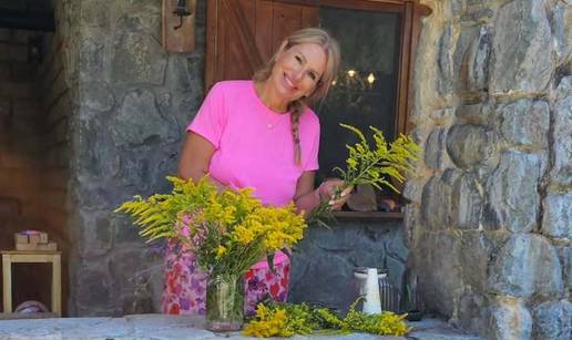 FOTO Iva Todorić je među cvijećem pronašla sreću: Podijelila fotke svog vrta