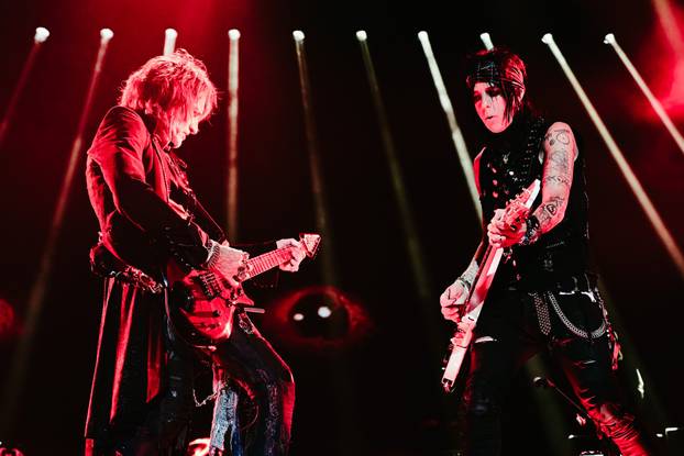 Zagreb: Koncert benda Hollywood Vampires u Areni