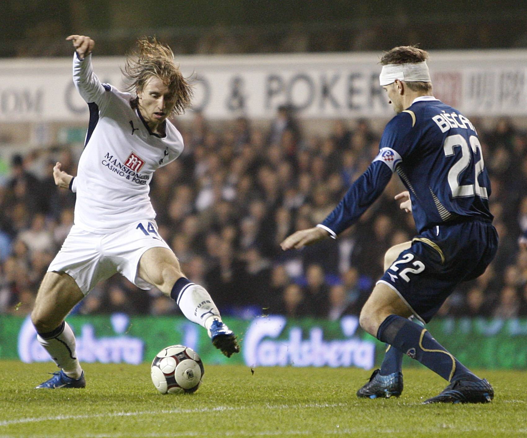 Soccer - UEFA Cup - Group D - Tottenham Hotspur v Dinamo Zagreb - White Hart Lane