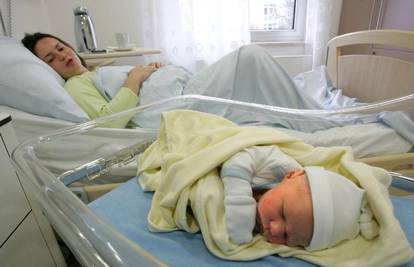 Podobnik: Porod za 22.000 kuna u privatnom rodilištu