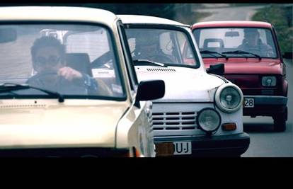 Peglica i Trabant u briljantnoj parodiji filma 'Brzi i žestoki 7'