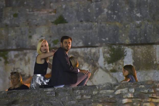 Pula: Jelena Rozga i Stjepan Hauser uživali na koncertu Olivera i Gibonnija u Areni
