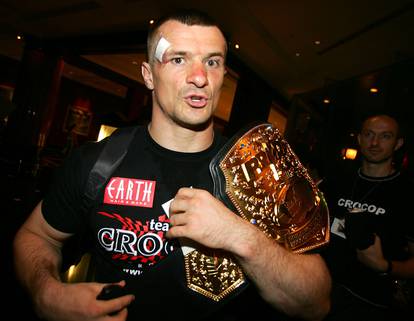 FOTO Legendarni Cro Cop slavi jubilarni 50. rođendan!  Sjetite se njegove slavne karijere...