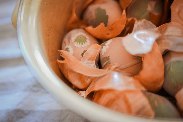 Zagreb: Tradicionalno bojanje uskršnjih jaja