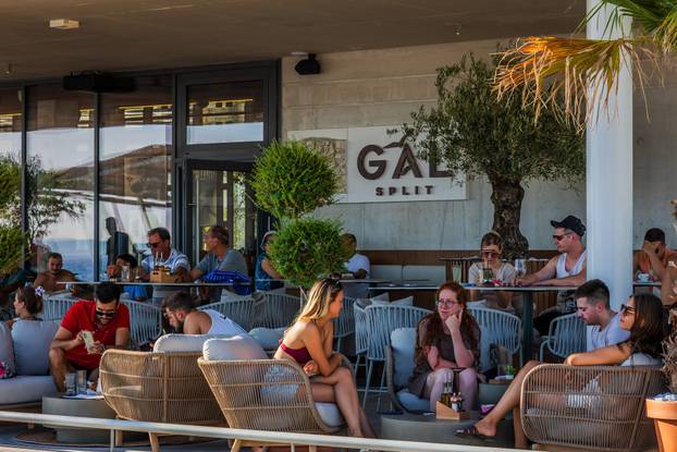 Split: Novootvoreni kafići na Žnjanskom platou: Gaal i Central Beach