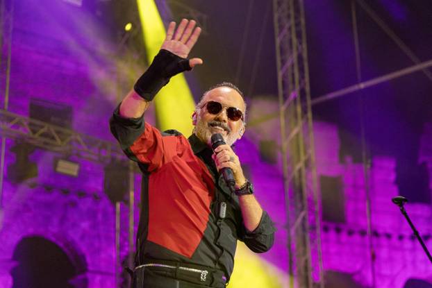 Koncert Tonija Cetinskog u pulskoj Areni