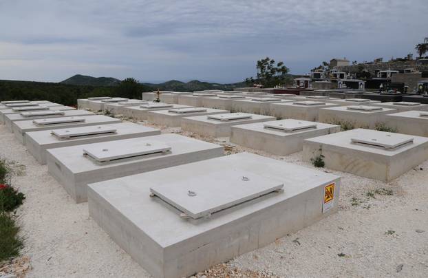 24SATA Dr&zcaron;avni inspektorat zabranio radove na pro&scaron;irenju groblja i na mrtva&ccaron;nici u Mitlu