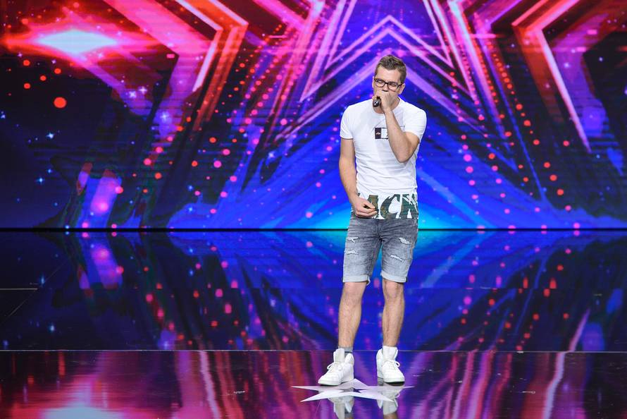 Martina je pobjegla: Šokirao je natjecatelj koji slika penisom