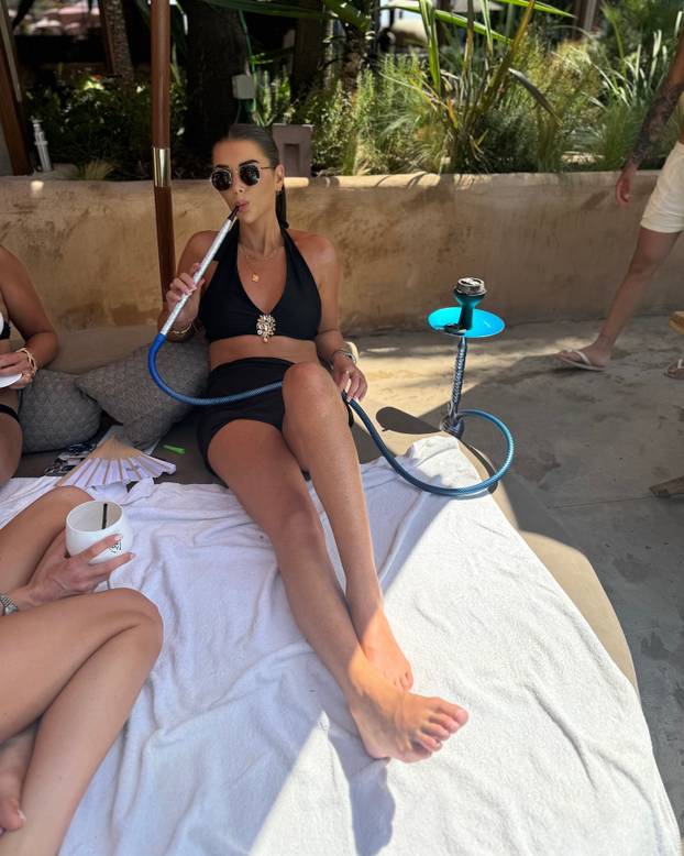 FOTO Zbog fatalne ljepotice je premierligaš dobio nove fanove