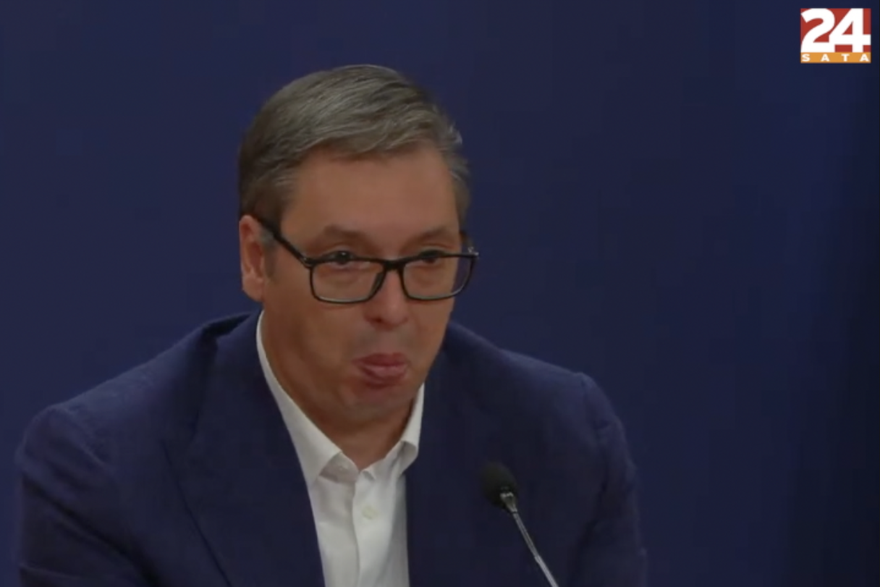 Aleksandar Vučić neće na more