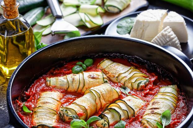 Zucchini,Lasagna,Rolls,Stuffed,With,Ricotta,Mix,Of,Fresh,Baby