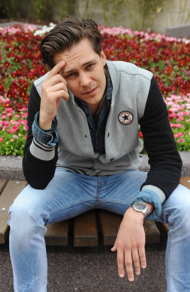 Zagreb: Glumac Miloš Bikovi?