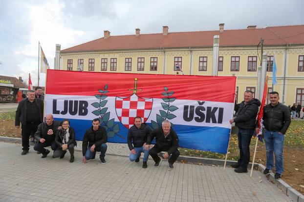 Vukovar: Okupljanje građana kako bi obilježili Dan sjećanja na žrtvu Vukovara