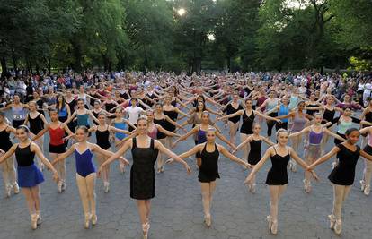 230 balerina postavilo novi svjetski rekord 