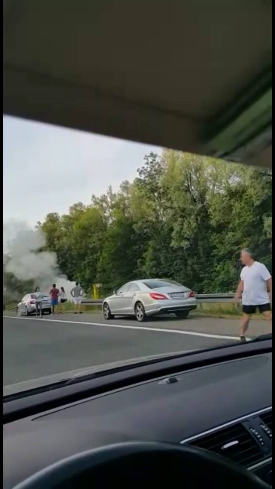 Dvoje ozlijeđenih kod Novske: Kamp kućicom sletjeli  s ceste