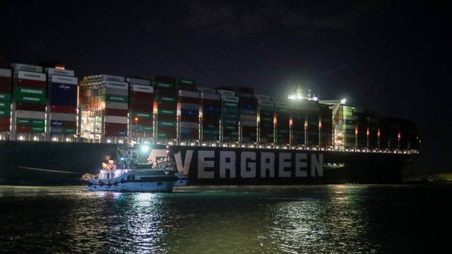 Video iz Sueskog kanala: Pogledajte kako su brodovi slavili pomicanje Ever Givena