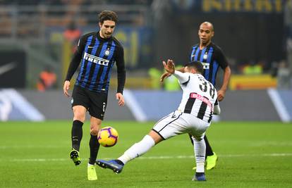 Talijani tvrde: Vrsaljko napušta Inter, a otkupit će ga Napoli...