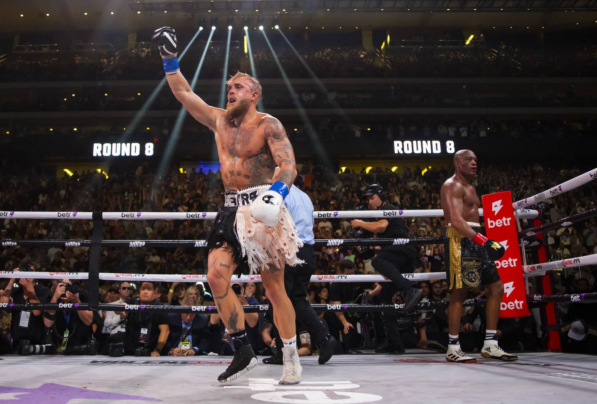 Boxing: Paul vs Silva