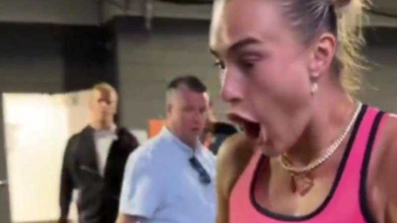 VIDEO Sabaljenka probala hot dog 'paprene' cijene: Reakcija tenisačice postala je viralna