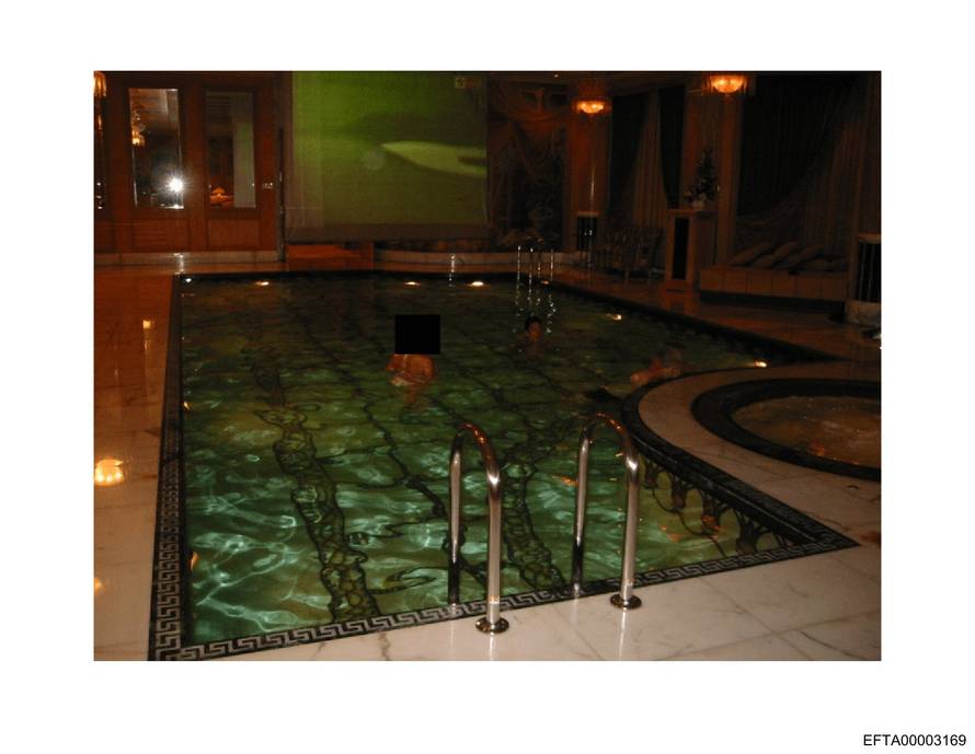 Ruskinje, privatni letovi, party na otoku: Ovako je Epstein gradio svoju mrežu sa slavnima