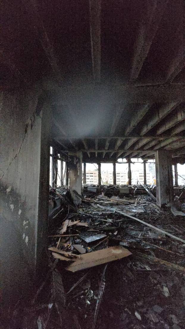 FOTO/VIDEO Evo kako iznutra izgleda zgrada Vjesnika nakon požara!  Otkrili su pukotine...