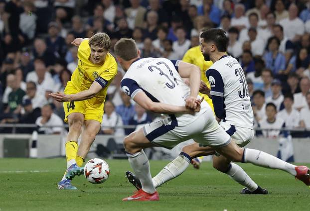 Spurs declared the Norwegians, United gained a great advantage in the European League semifinals