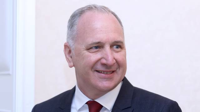 Andrej Plenković sastao se s gradonačelnikom Splita Androm Krstulovićem Oparom