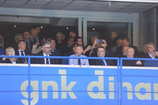 Svečana loža stadiona Maksimi tijekom utakmcie između Dinama i Hajduka