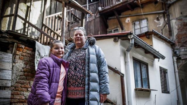 Zagreb: Prošle su dvije godine od potresa, a ljudi i dalje ne mogu u svoje domove