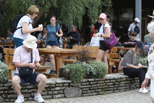 U NP Plitvička jezera u tijeku su radovi na uređenju hotela i izgradnji novog muzeja