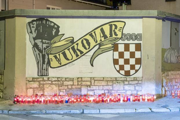 Pula: Održan mimohod u povodu obilježavanja Dana sjećanja na žrtvu Vukovara i Škabrnje