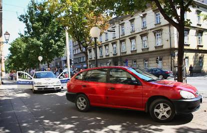 Zagreb: Udario Škodom u Kiu te nasrnuo na vlasnika