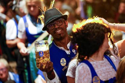 VIDEO Pivo nikad skuplje na Oktoberfestu, a ove godine su popili čak sedam milijuna litara