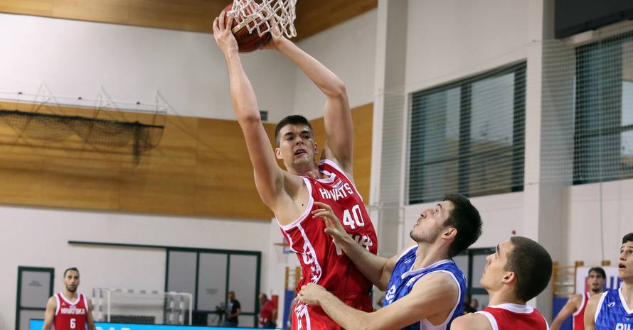 Ivica Zubac sa 28 koševa vodio reprezentaciju do pobjede...