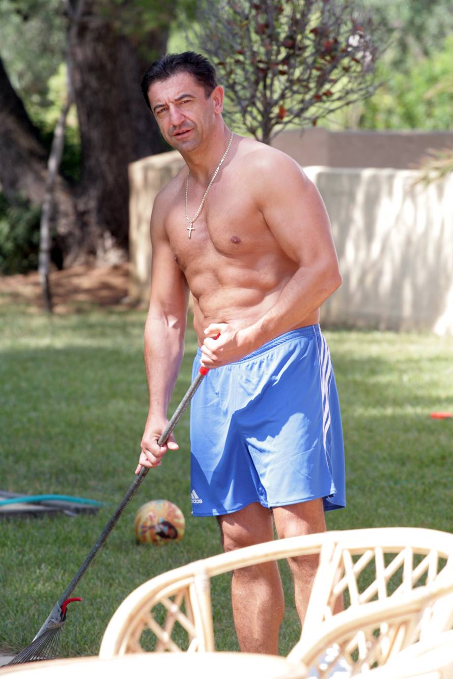 Vir: Ministar zdravstva Darko Milinovic na godišnjem odmoru poradit ?e na tijelu