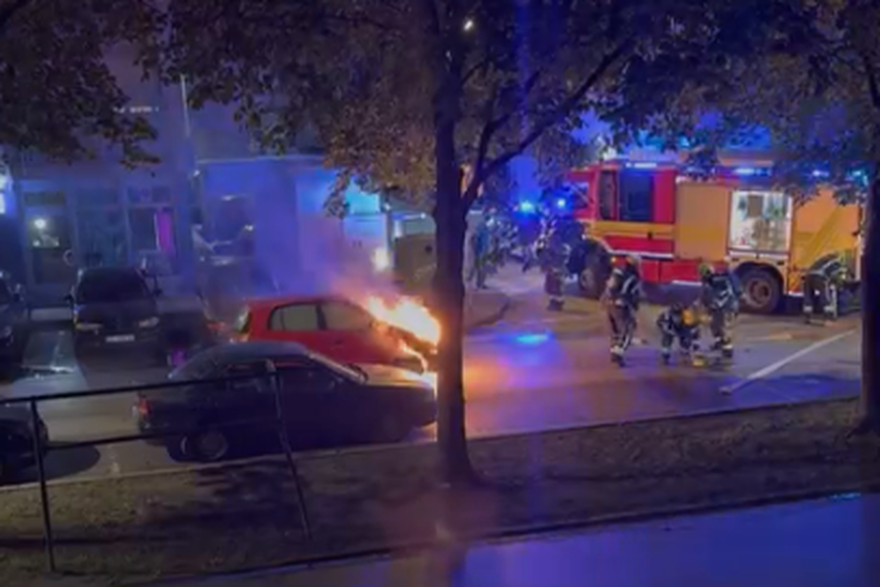 Požar automobila na Srednjacima