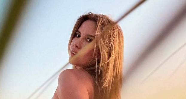 FOTO Nives Celzijus u tangicama